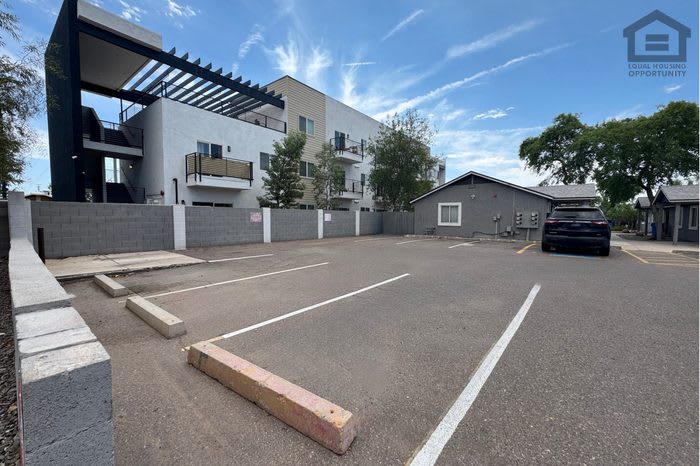 1455 East Taylor Street – photo 4