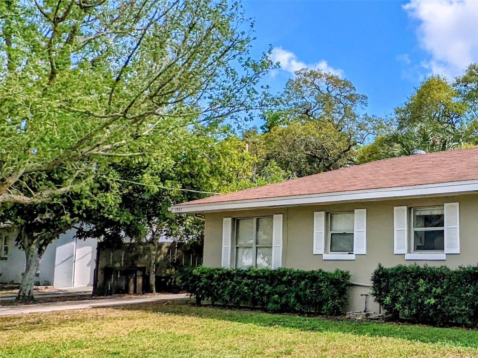 1905 19TH Avenue W – photo 1