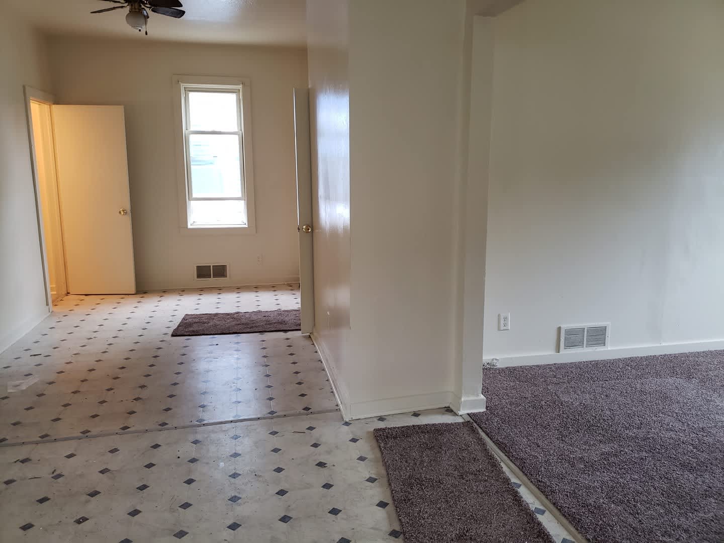 Spacious 5BR Home with Eat-In Kitchen – photo 4