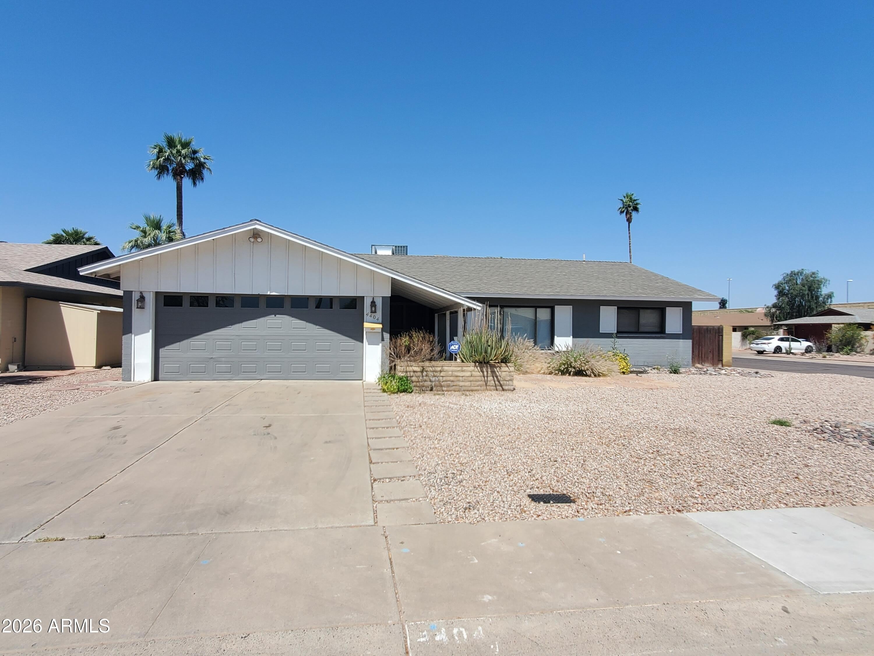 4404 S RITA Lane – photo 1