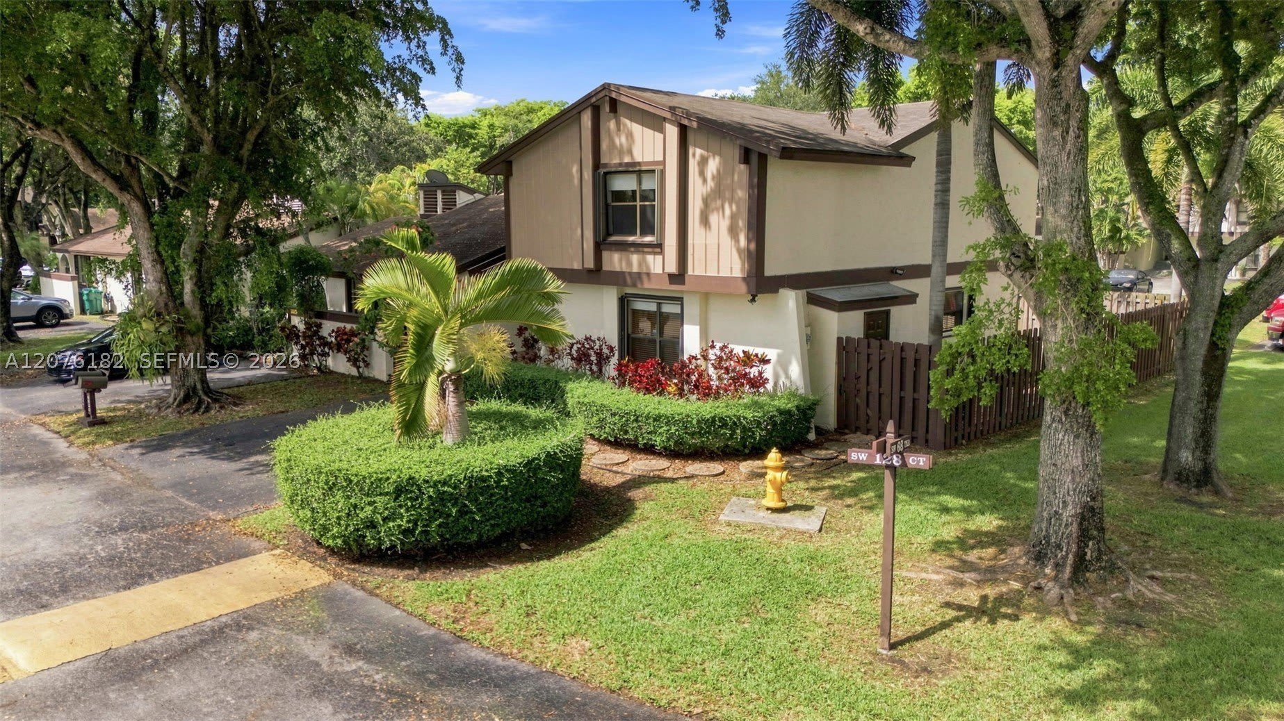 6820 SW 128th Ct – photo 1