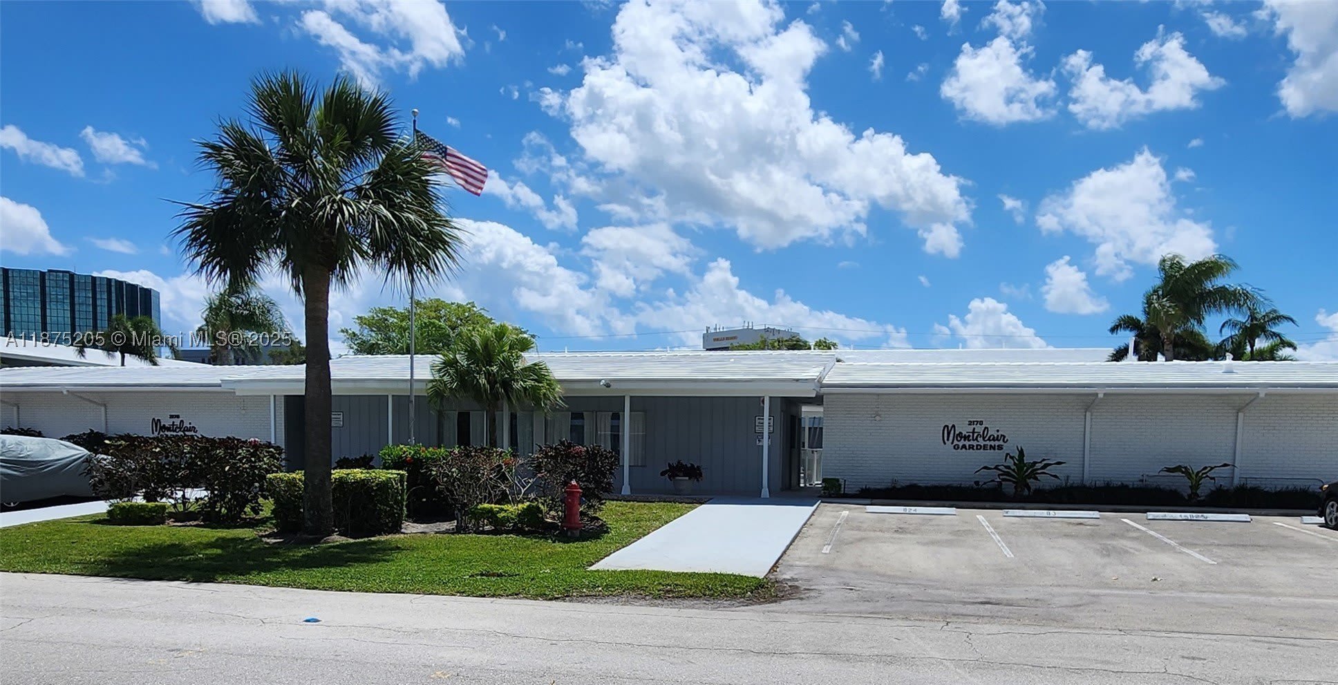 2170 NE 51st Ct – photo 4