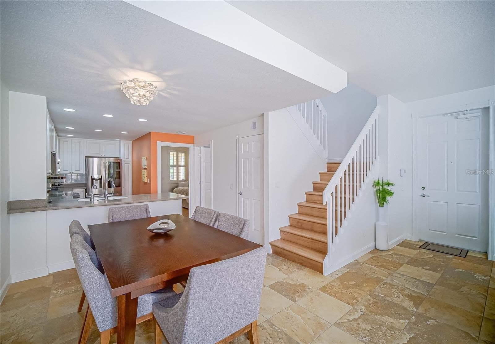 8523 LEATHERLEAF Lane – photo 4