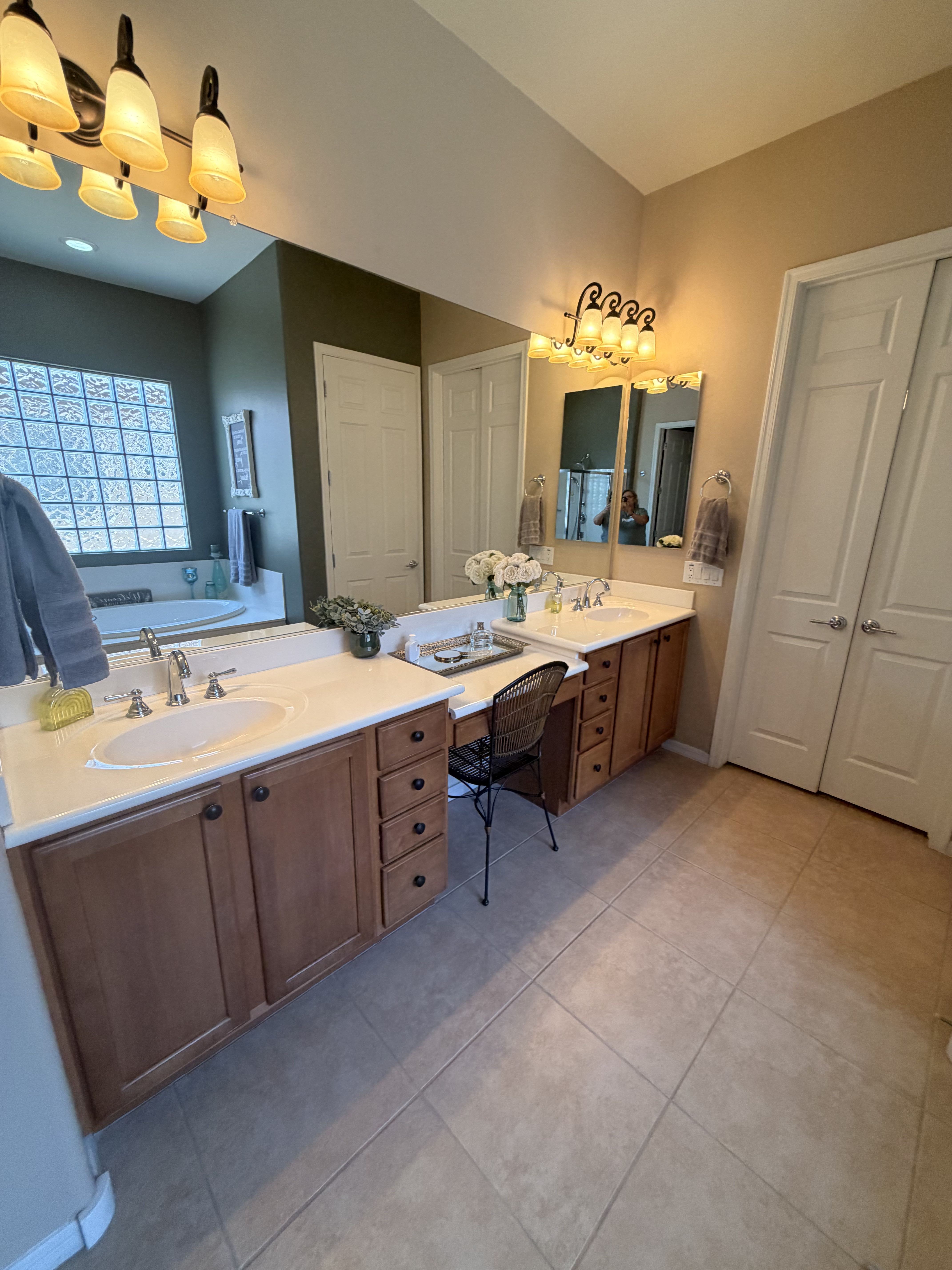 3925 North Monument Drive – photo 5