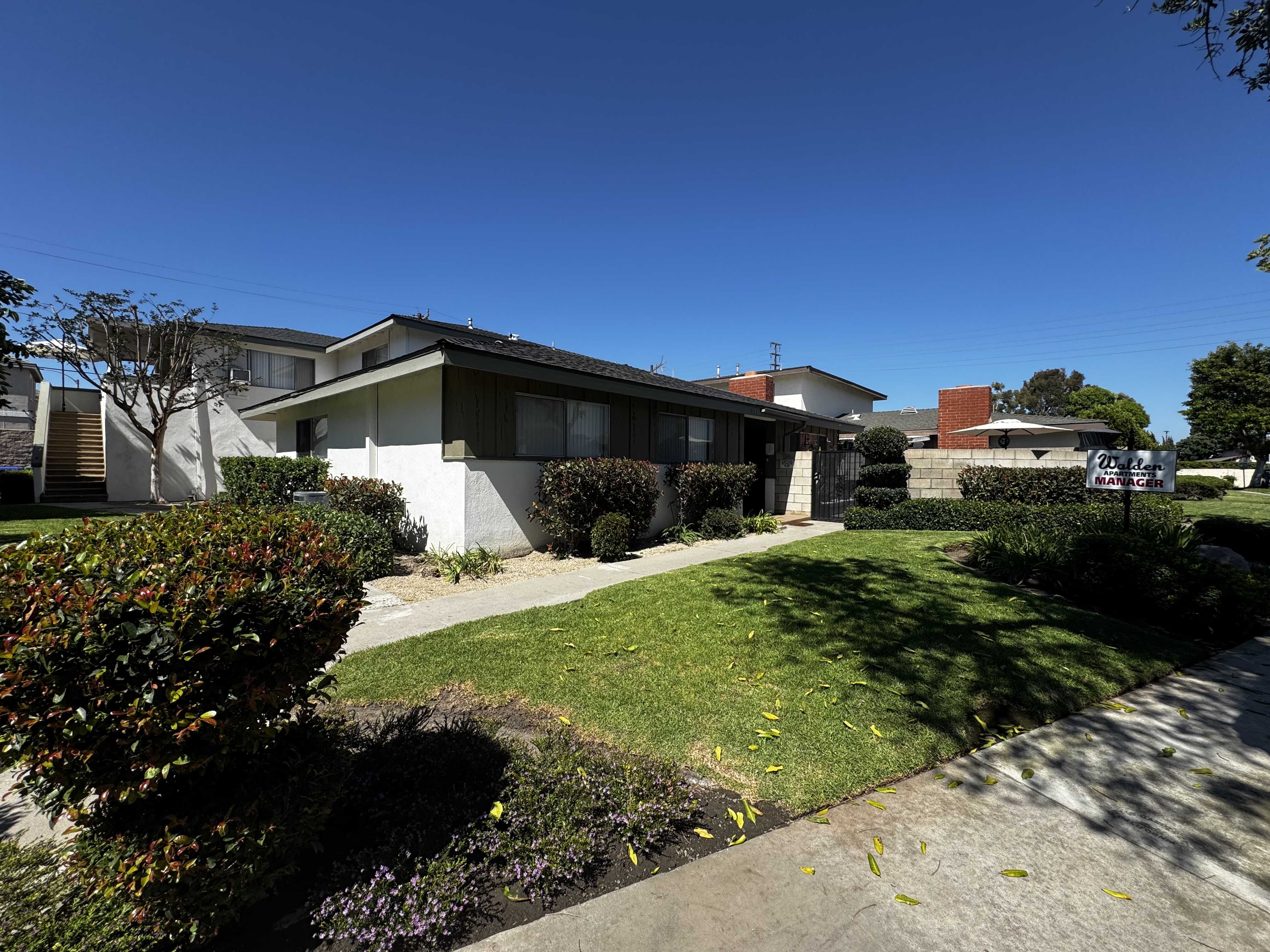 8542 Emerson Circle – photo 1