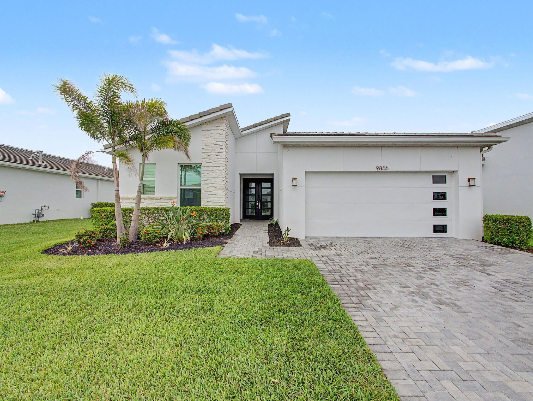 9856 SW Isabelline Drive – photo 3