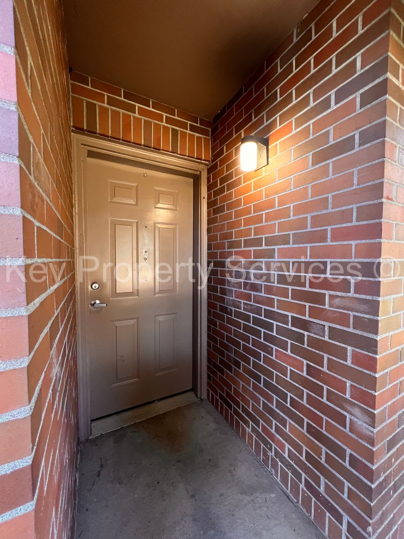 Red Brick Apartments (RBA) – photo 2