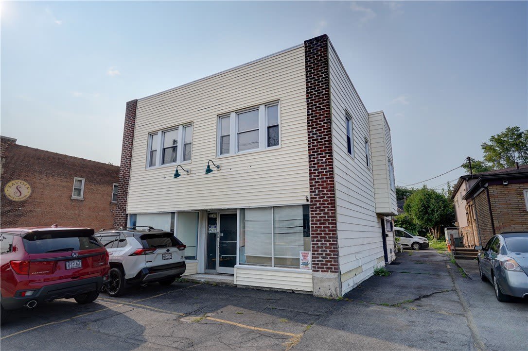 2247 Clifford Avenue – photo 1