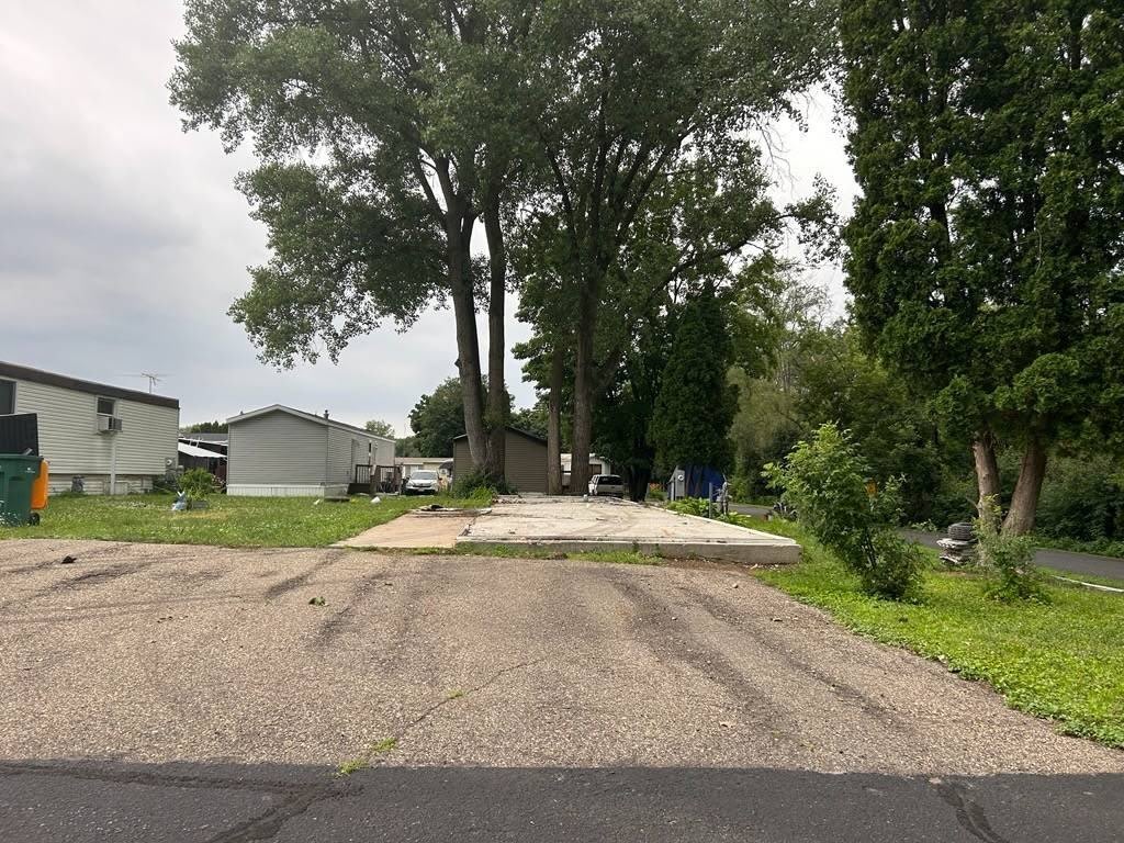 1415 Main Street – photo 2