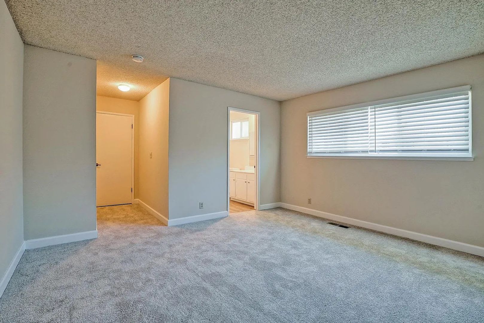 Updated Duplex – photo 5