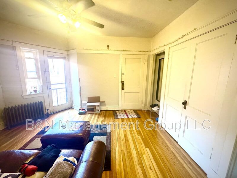 1057 W. Dakin – photo 2