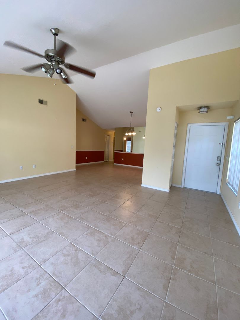 Newly updated 3/2 in Cala Hills – photo 5
