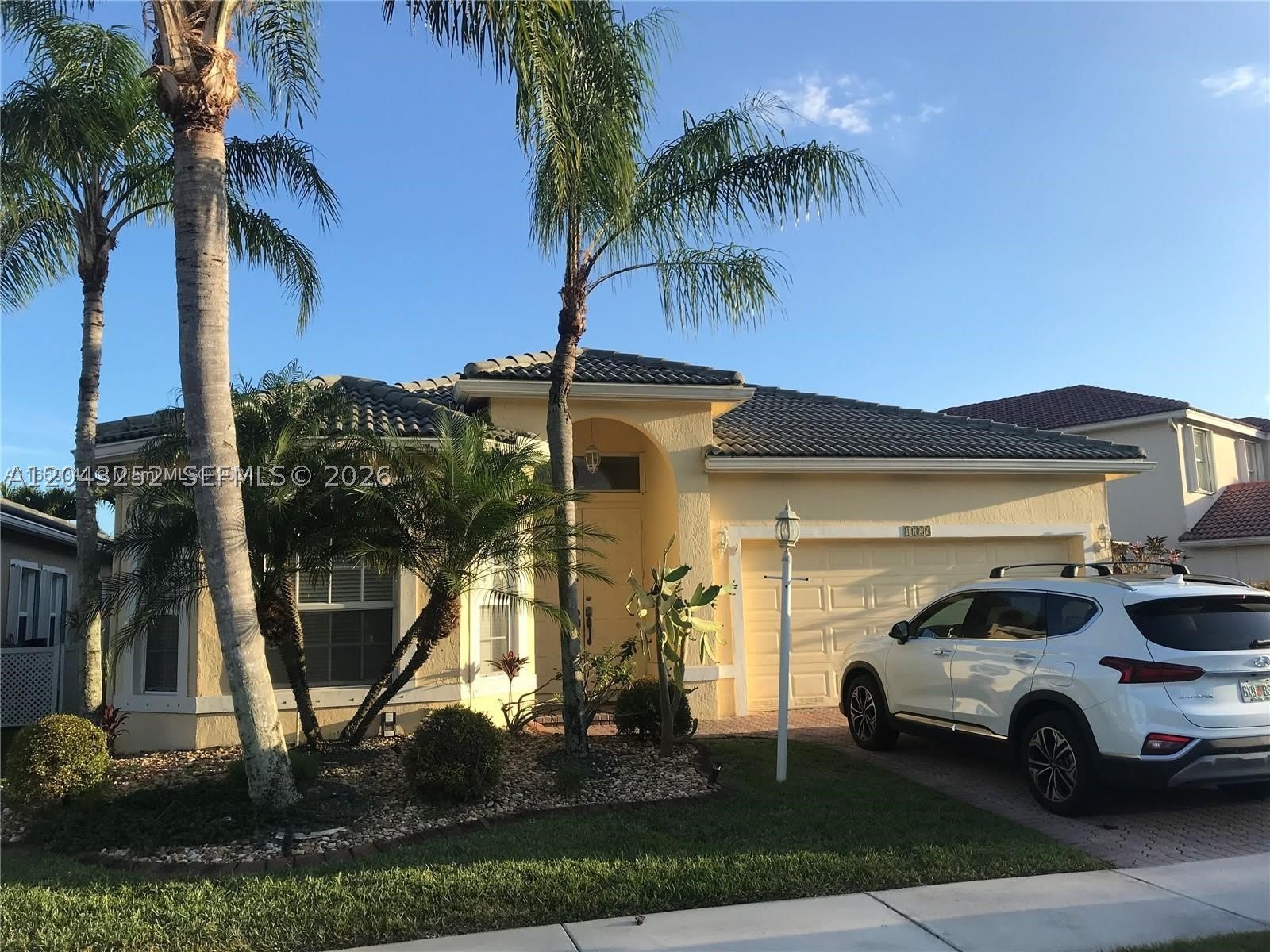 4729 NW 120th Dr – photo 1