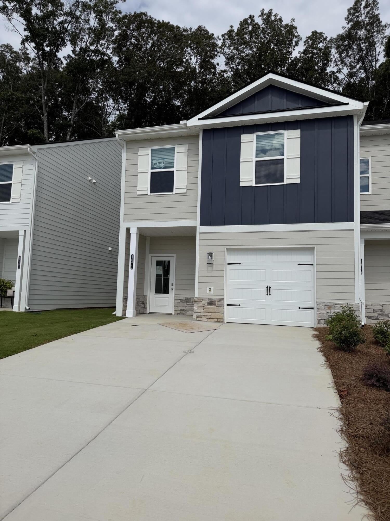 4071 Belcourt Drive NE – photo 1