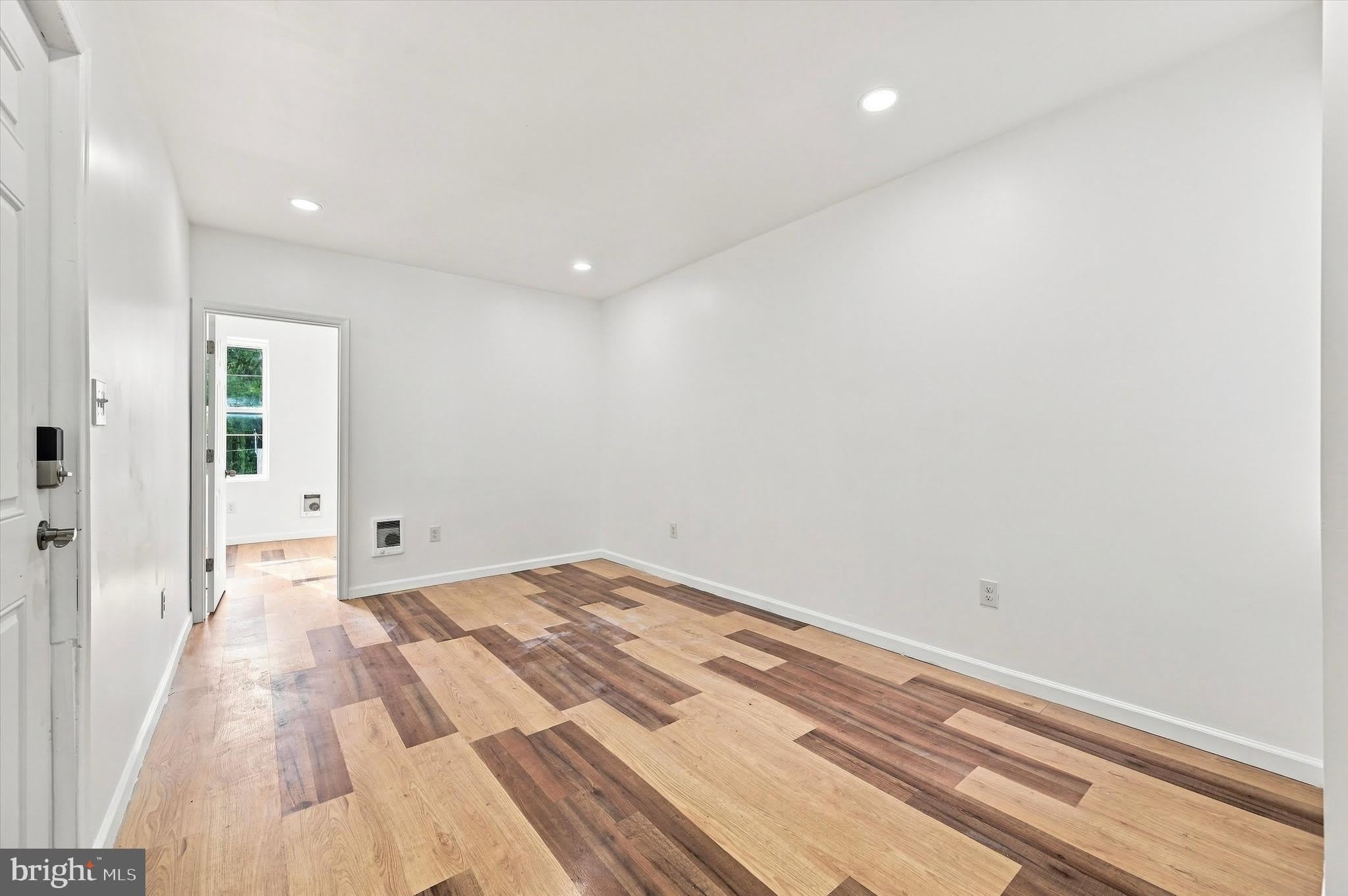 2843 N 13TH Street – photo 4