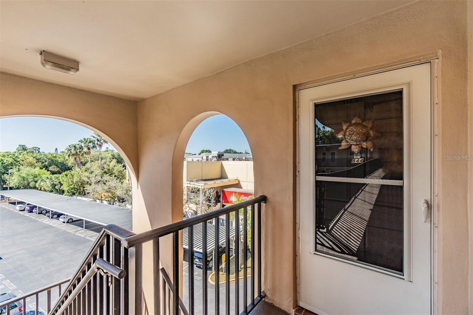 2525 WEST BAY Drive – photo 1