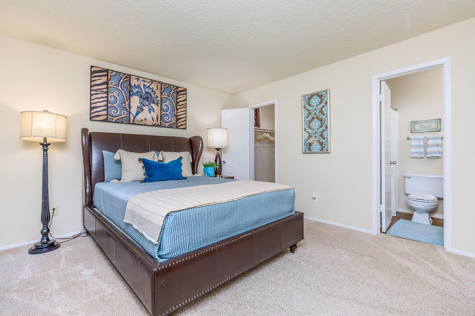 Park Row Apartments – photo 4
