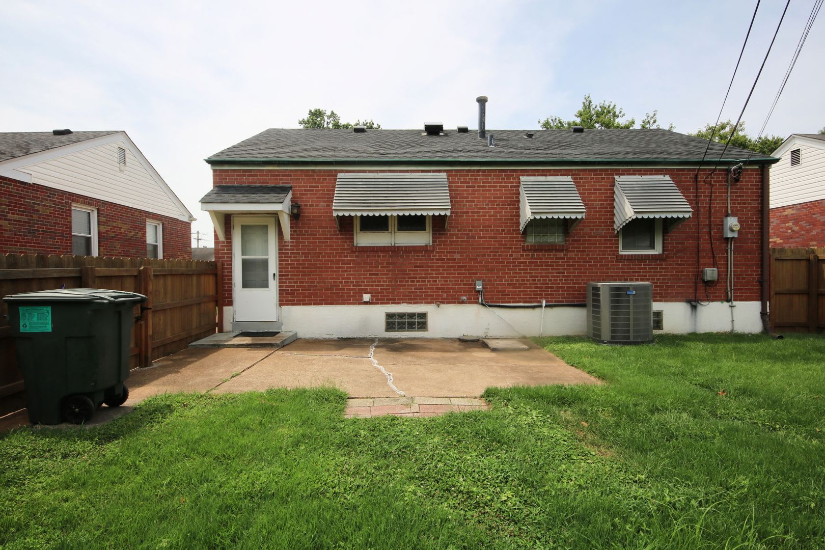 Beautiful 2 Bed/2 Bath Home for Rent – photo 4