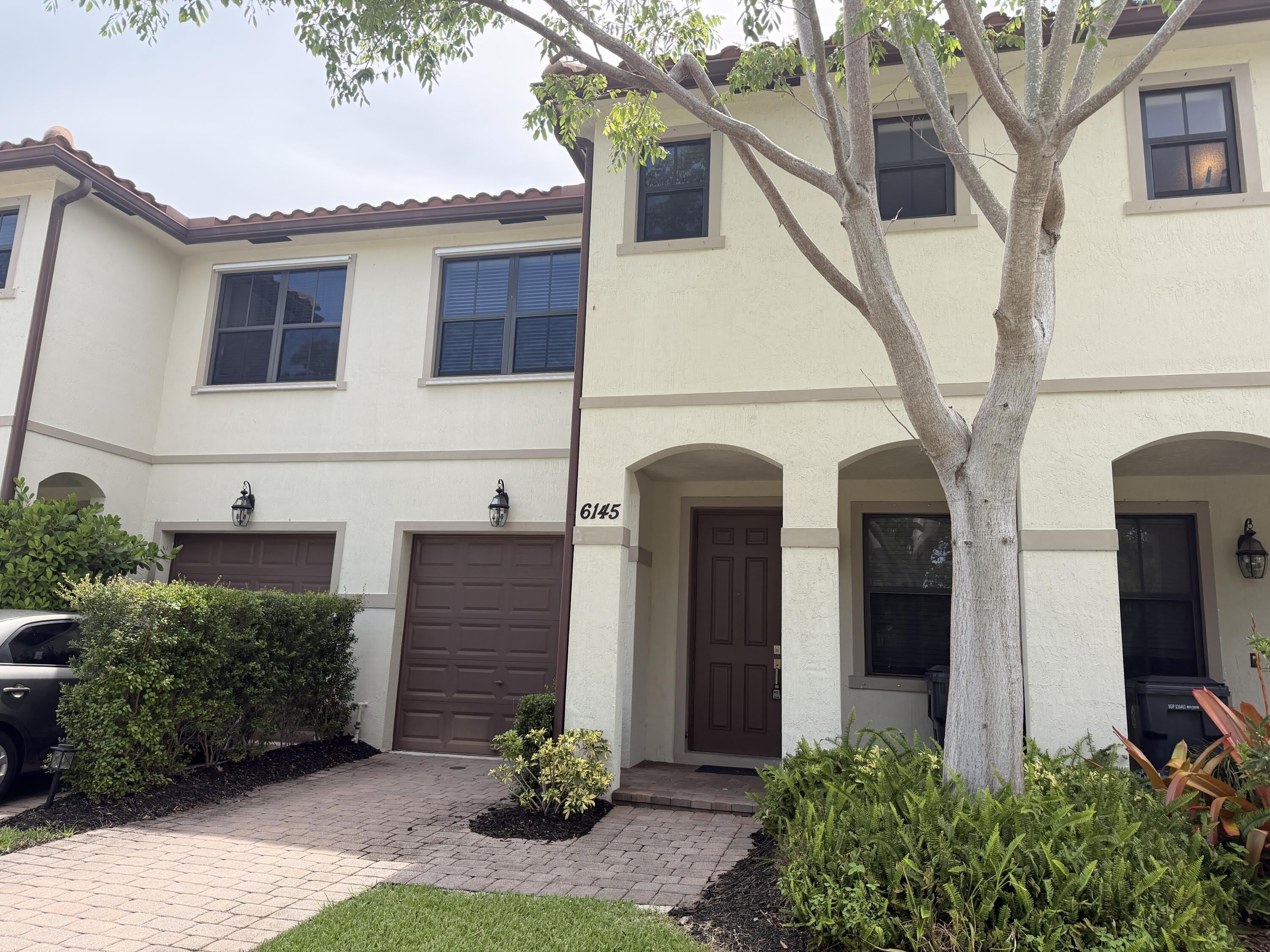 6145 Bangalow Drive – photo 1