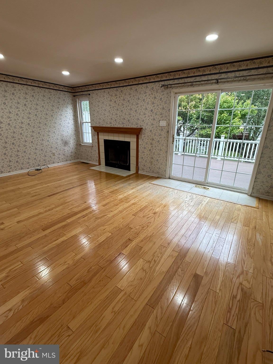 155 LIBERTY Drive – photo 3
