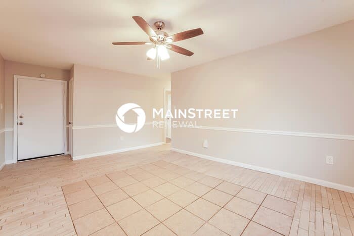 5325 Longwood Cove – photo 2