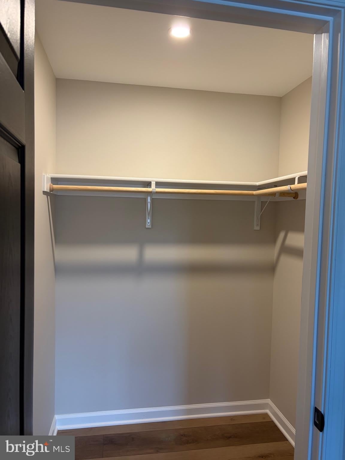 515 AMHERST STREET – photo 3