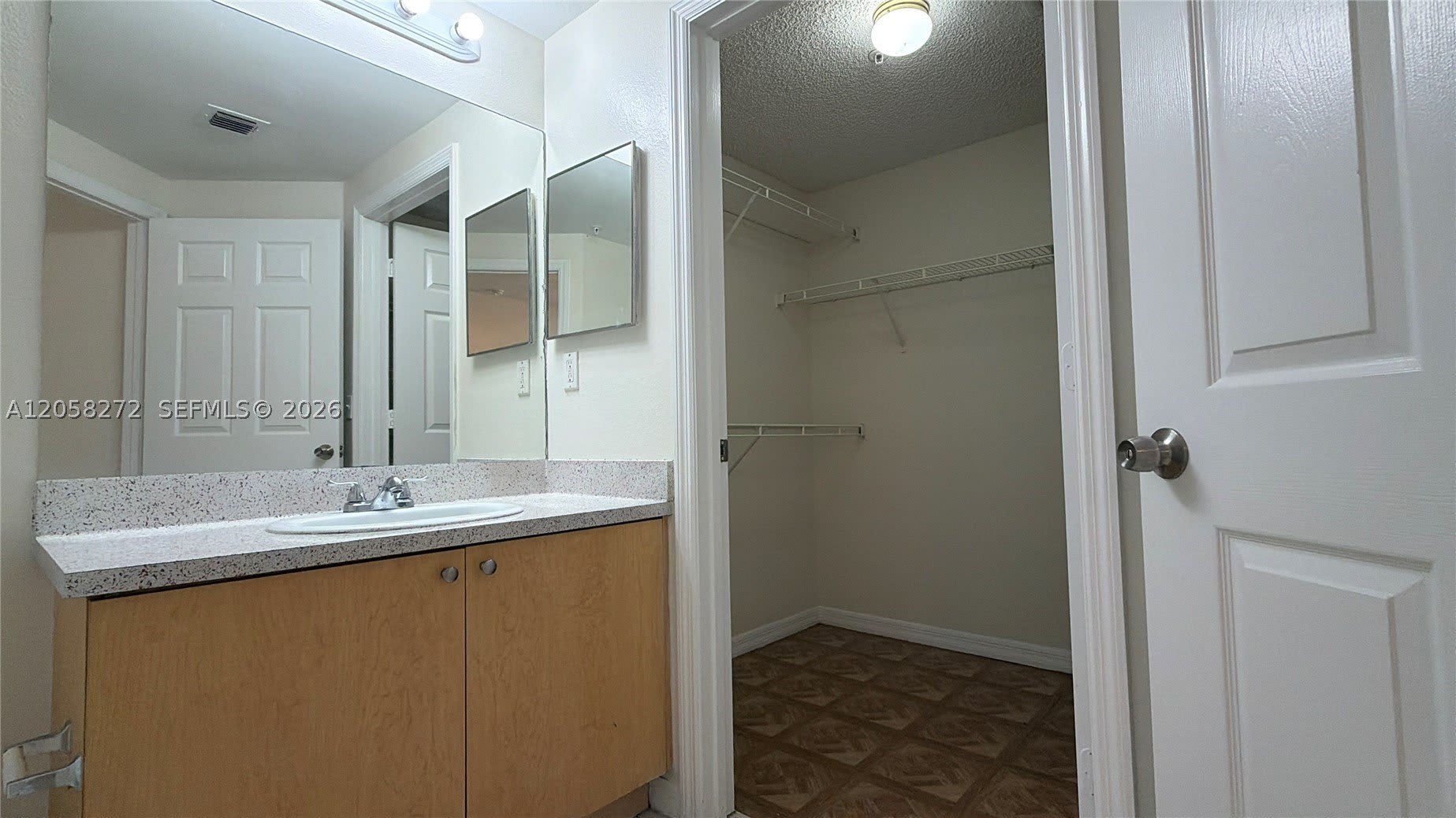 5016 Lantana Rd – photo 5