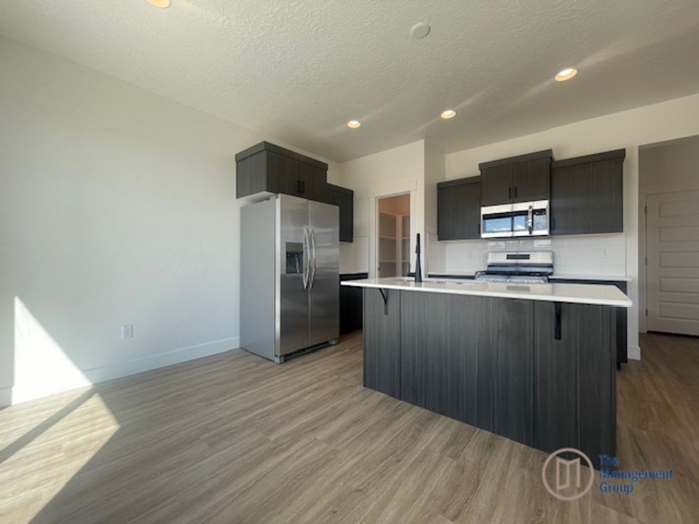 4 Bedroom Desert Providence – photo 2