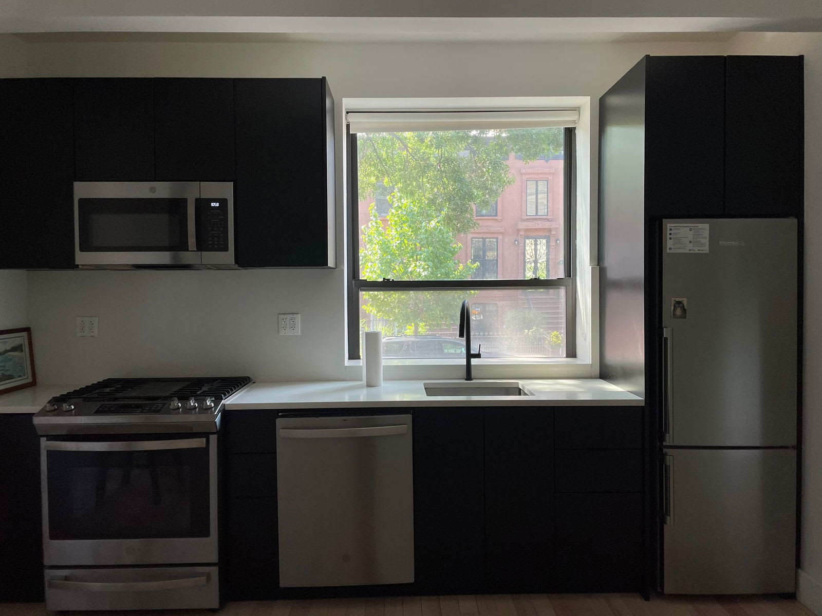 527 Monroe Street – photo 2