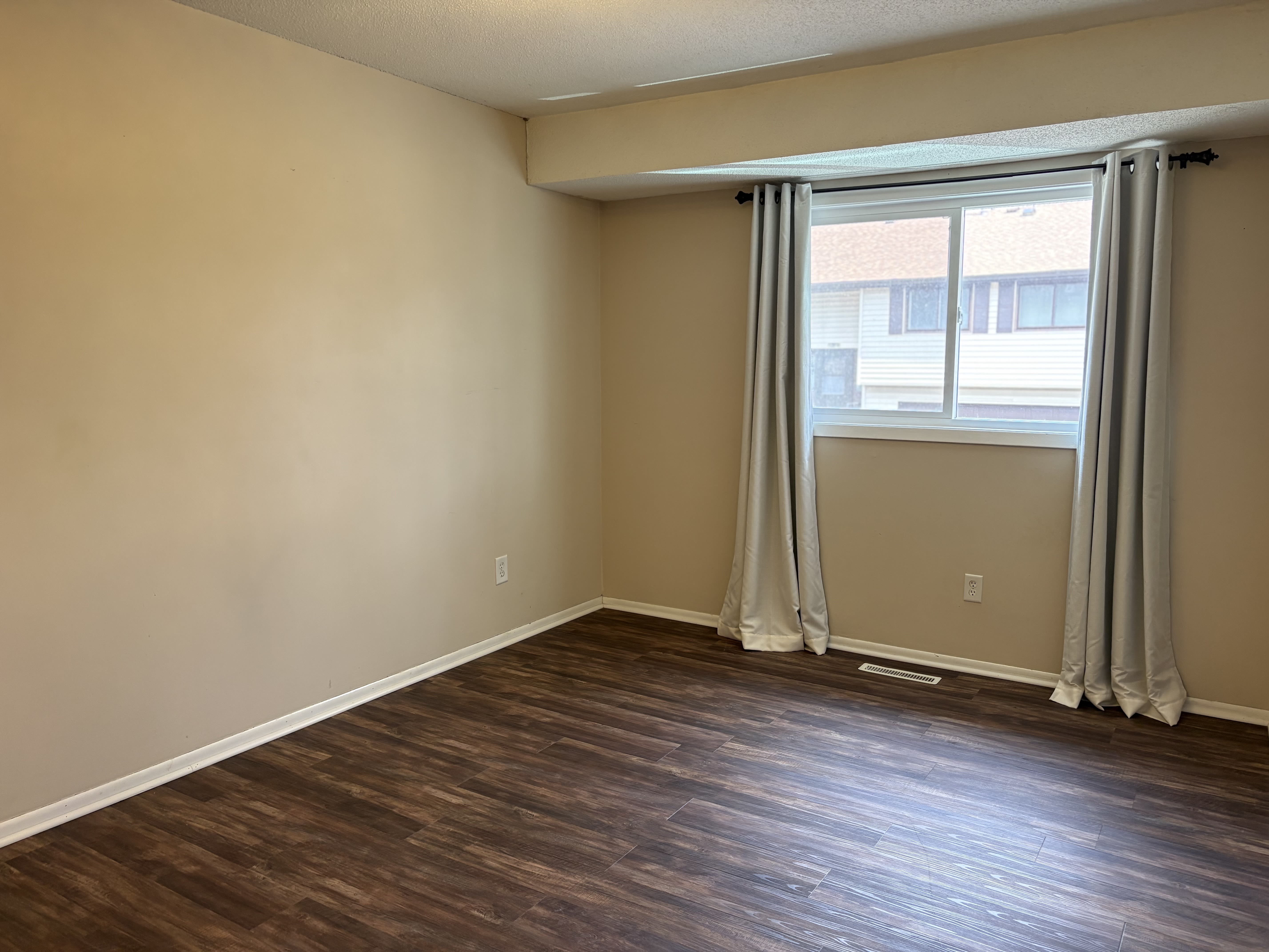 3622 Garden Blvd N – photo 3