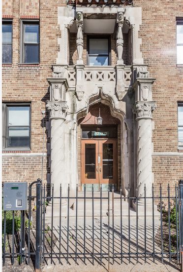 The Van Dyke In West Village – photo 4