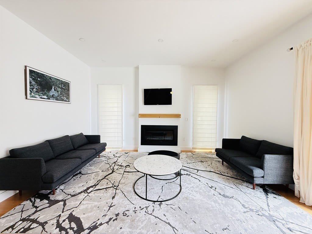 99 West St – photo 4