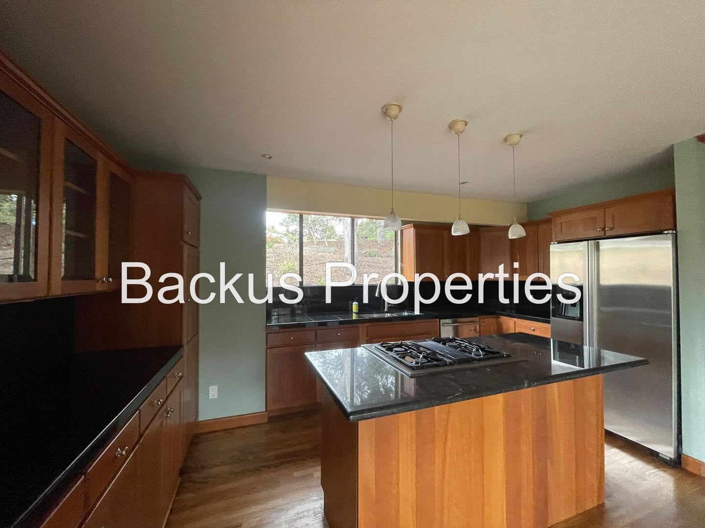 Wonderful Home in Charter Oaks – photo 2