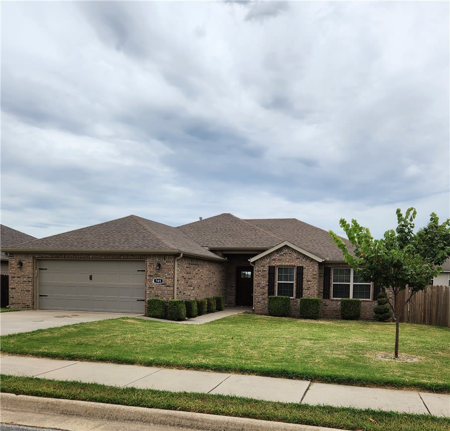 705 Olivia Lane – photo 2