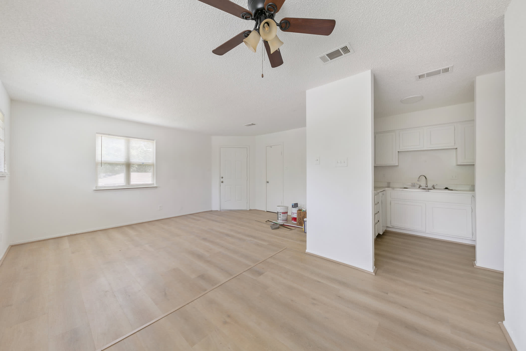 700 Lyle West Avenue – photo 5