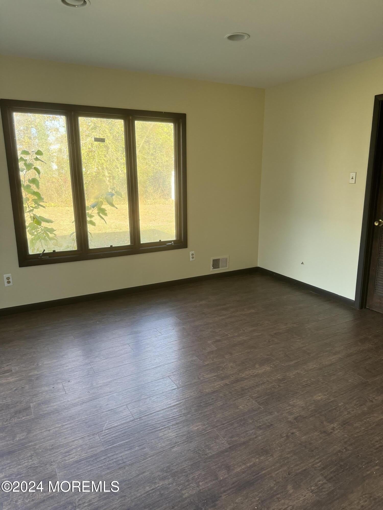 2103 Rutherford Avenue – photo 5