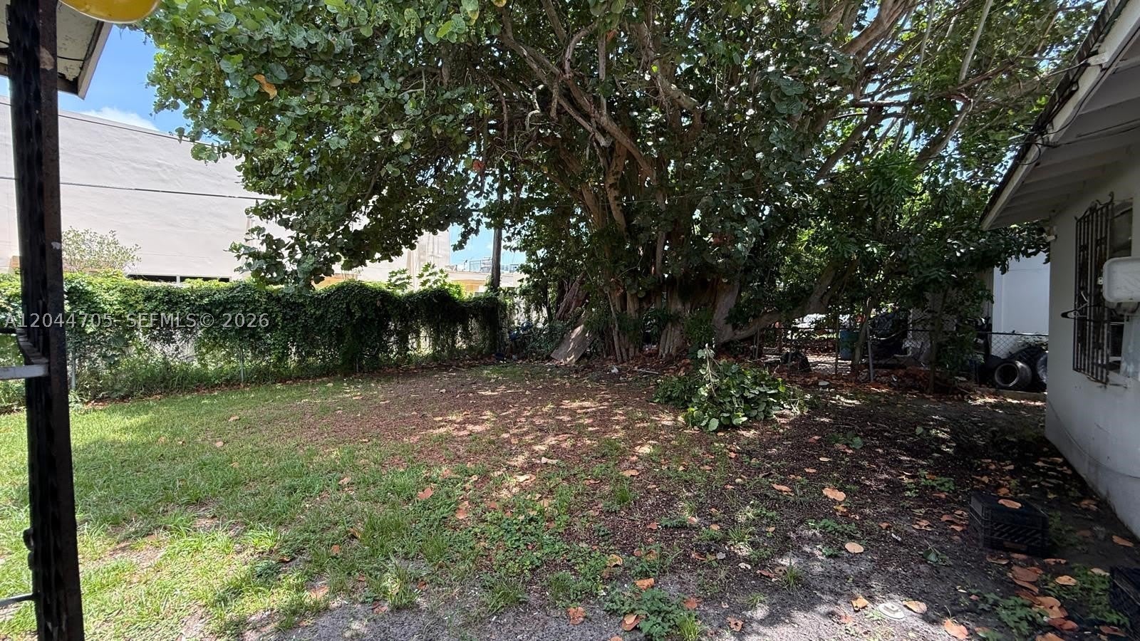 1525 Nw 18Th Ct – photo 2