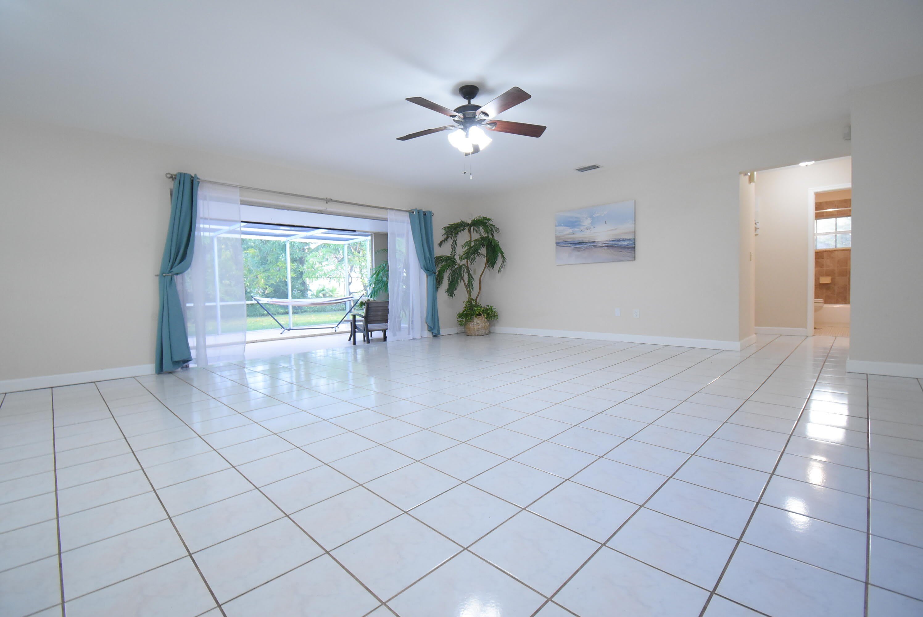 22584 Lanyard Street – photo 2
