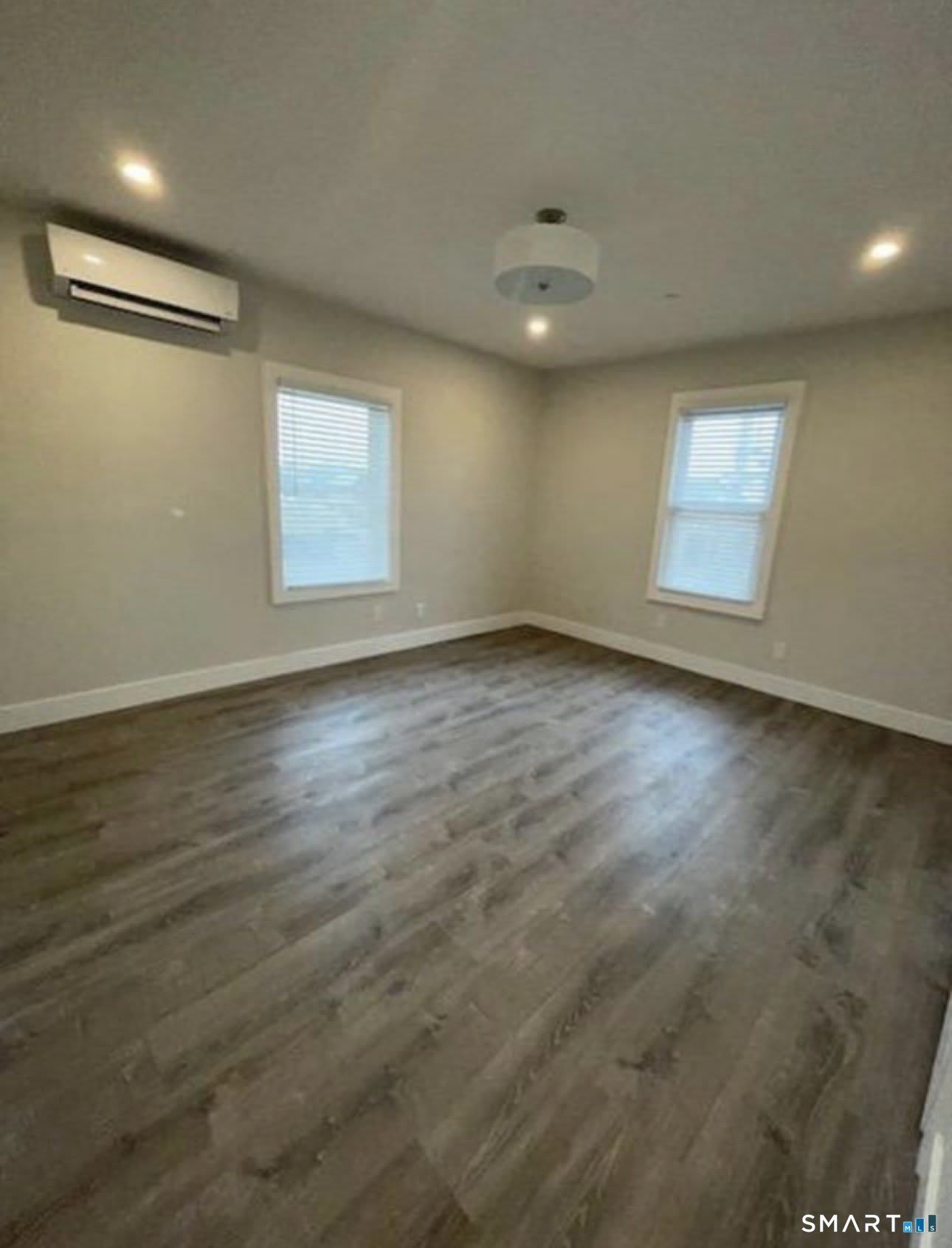 1903 Post Road – photo 5