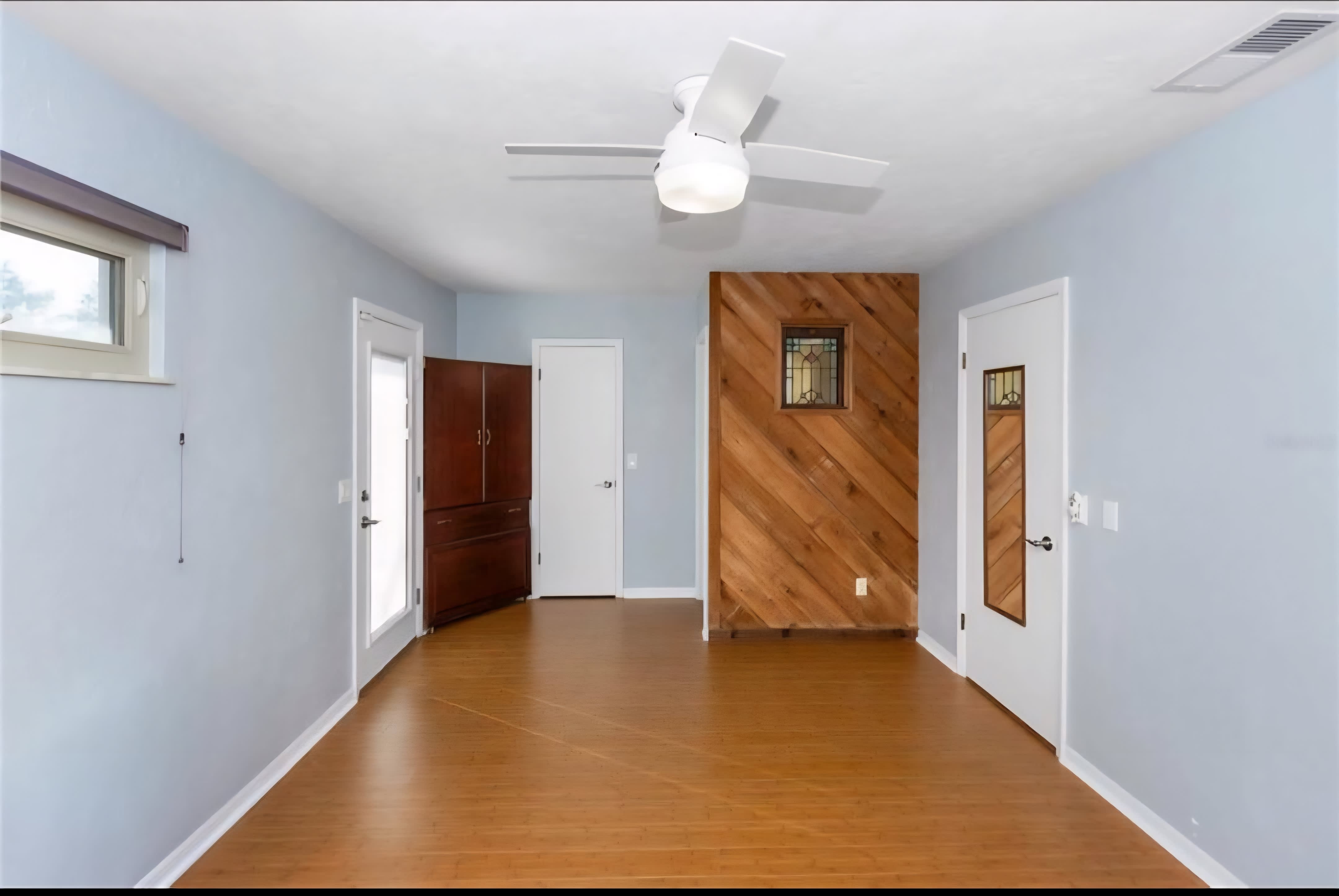 4431 Doris Drive – photo 5