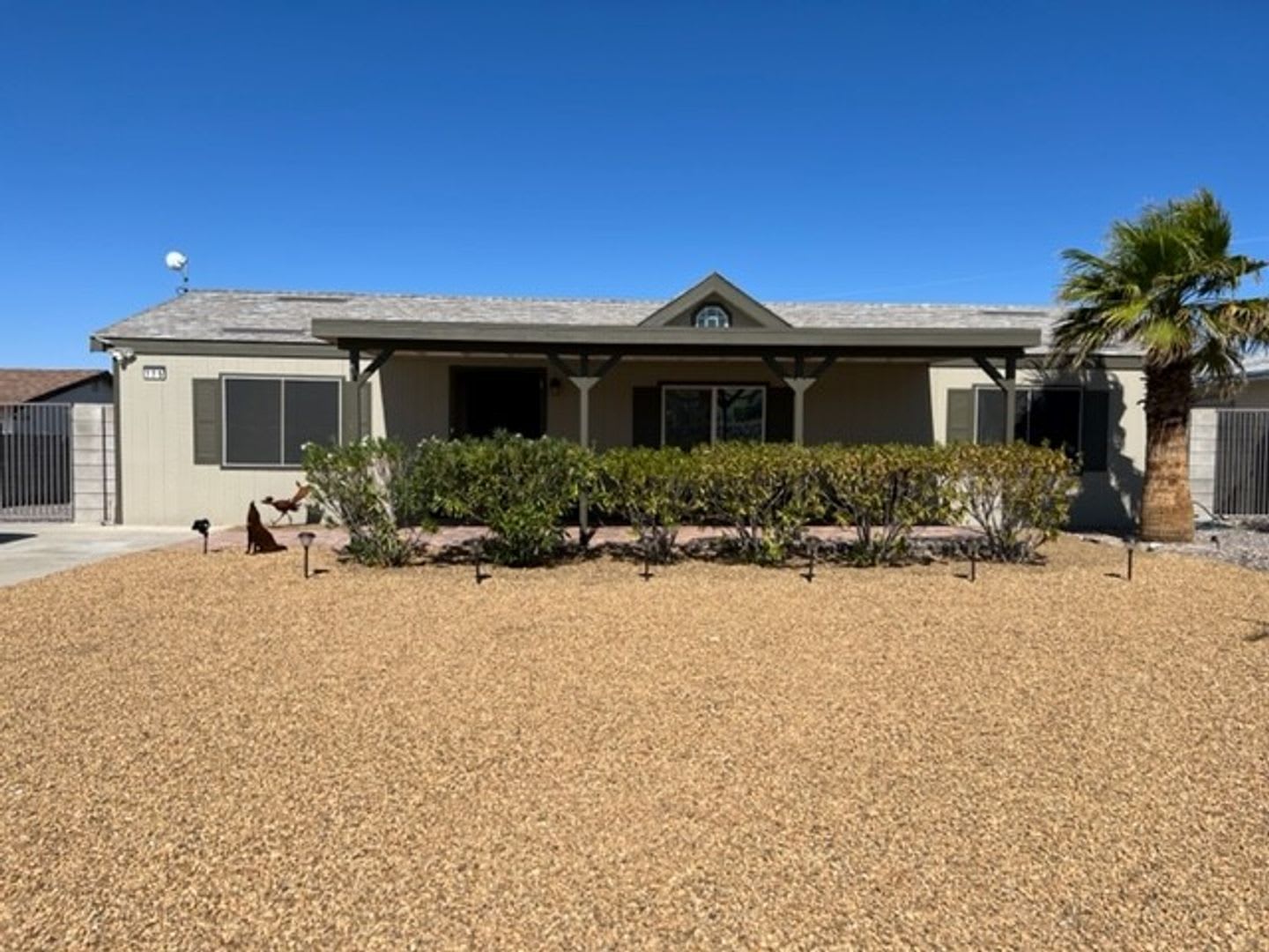 3 Bedroom Fully Furnished Winter Vacation Rental With View Utilities Included – photo 2