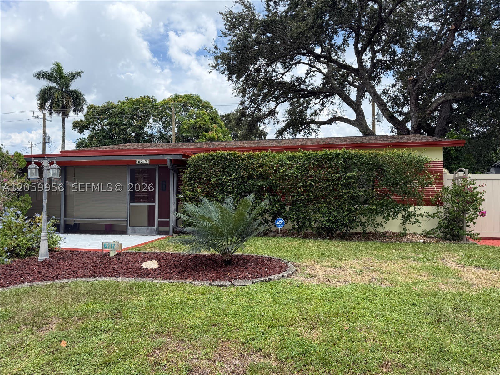 6717 Raleigh St – photo 3
