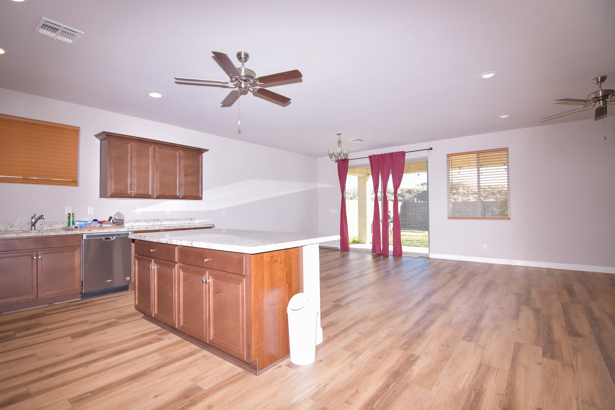 343 Armitage Way – photo 2