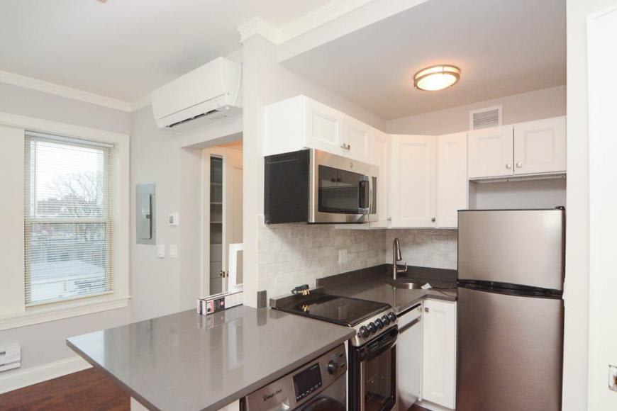 638 Wrightwood – photo 3