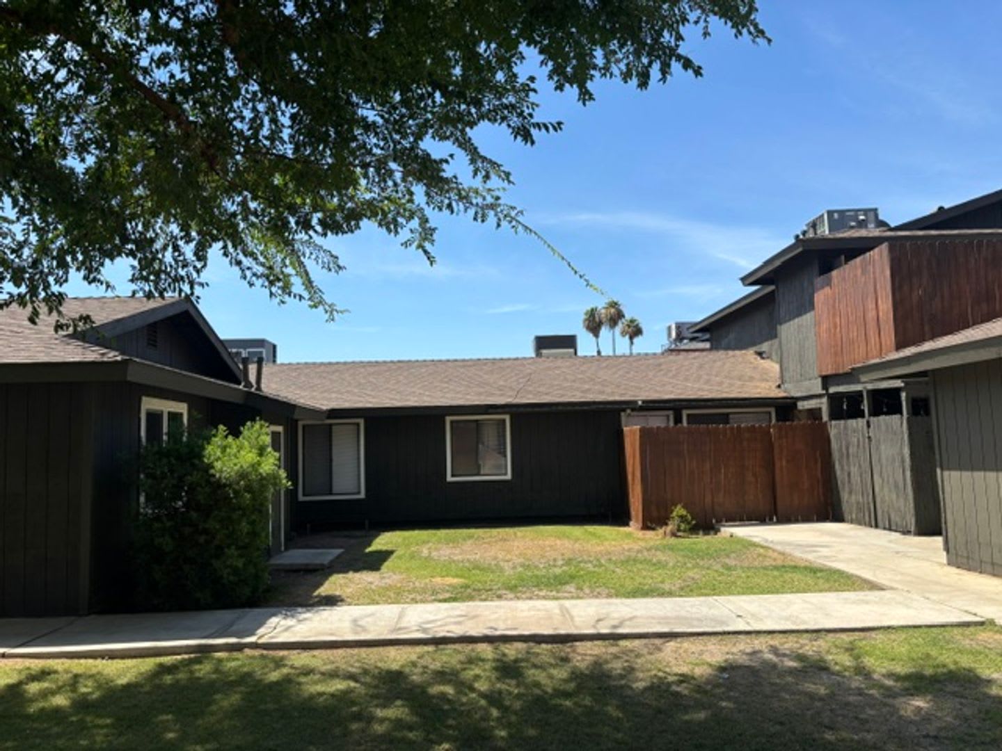 LEASE ONLY – photo 5