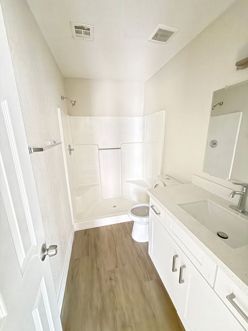Updated Central Phoenix Townhome Oasis – 3 Bed, 2 Bath, Gated with Pool! – photo 5