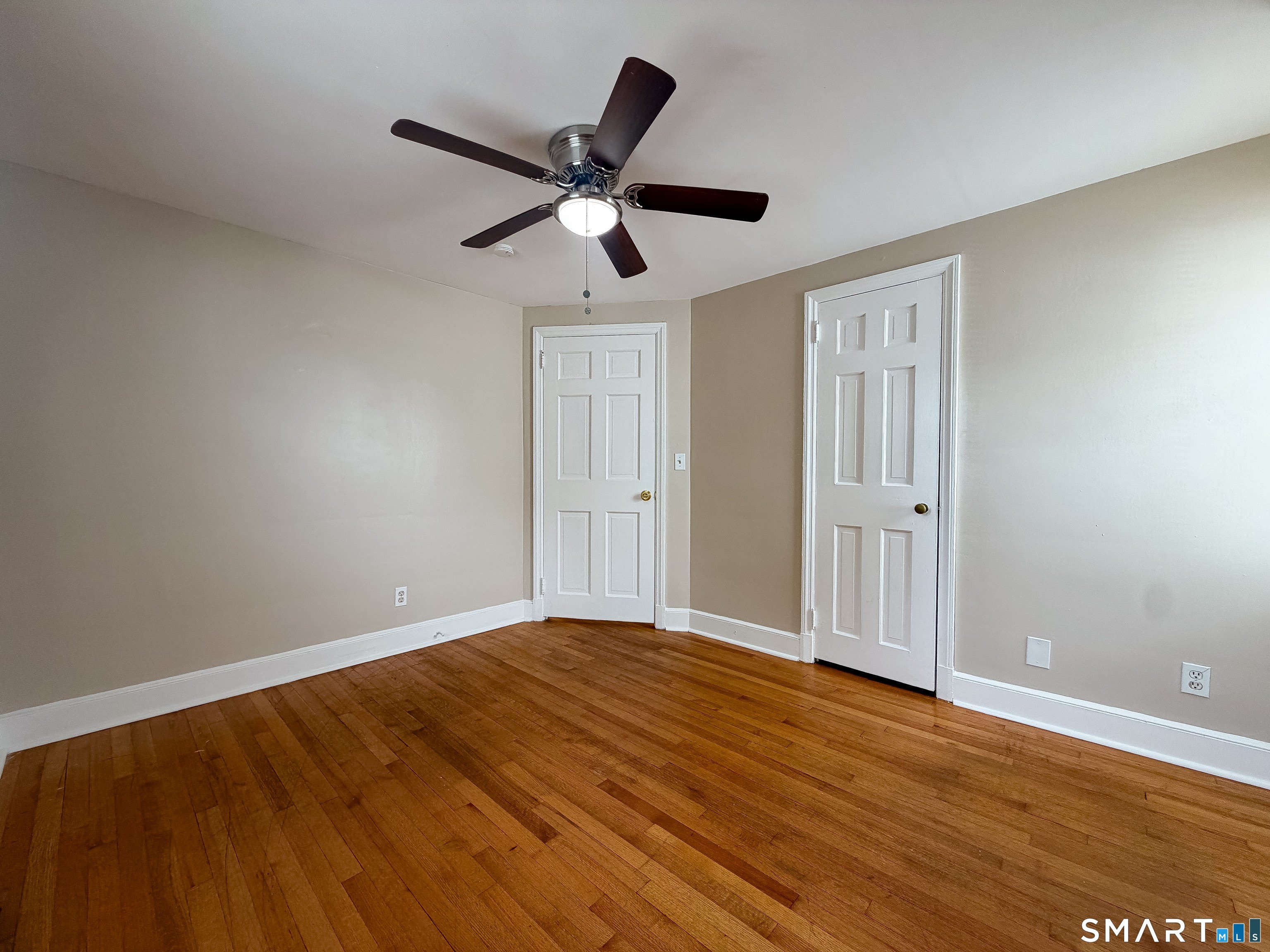 317 Lincoln Avenue – photo 5