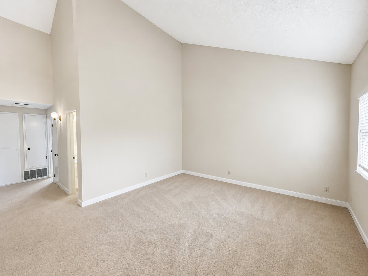 Fremont Walnut Ave condo is spacious 2 bedroom with open loft, has 2 car garage and great location! – photo 4