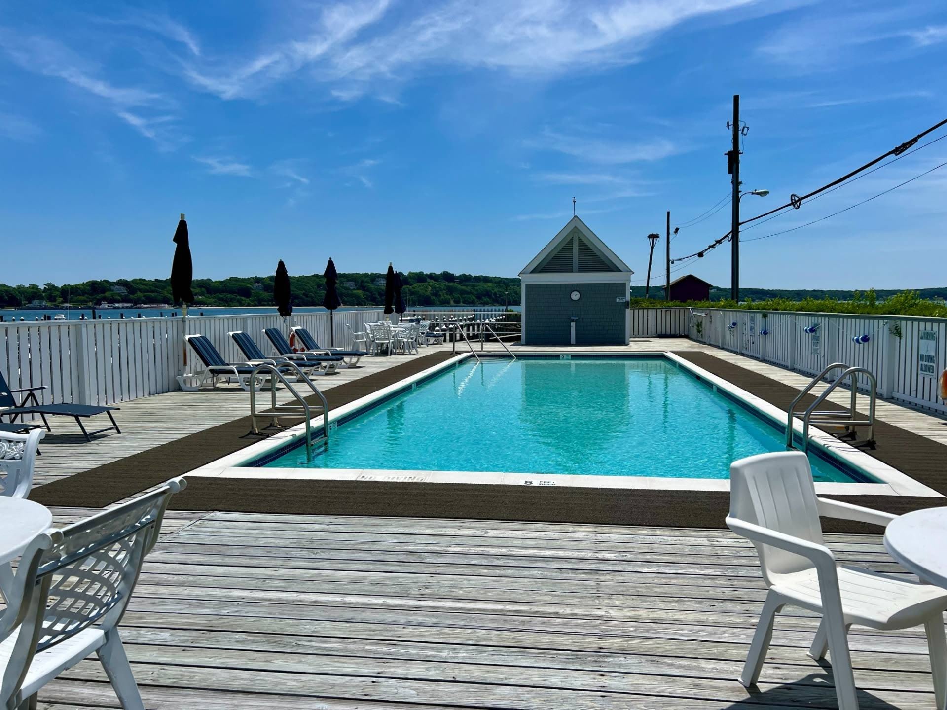 8 Oyster Point – photo 5