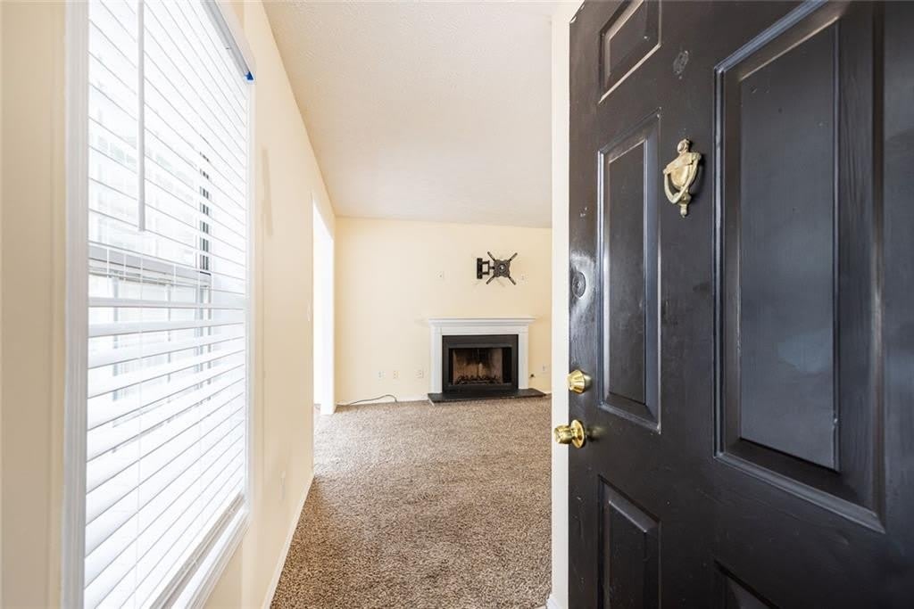 910 Augusta Drive SE – photo 5